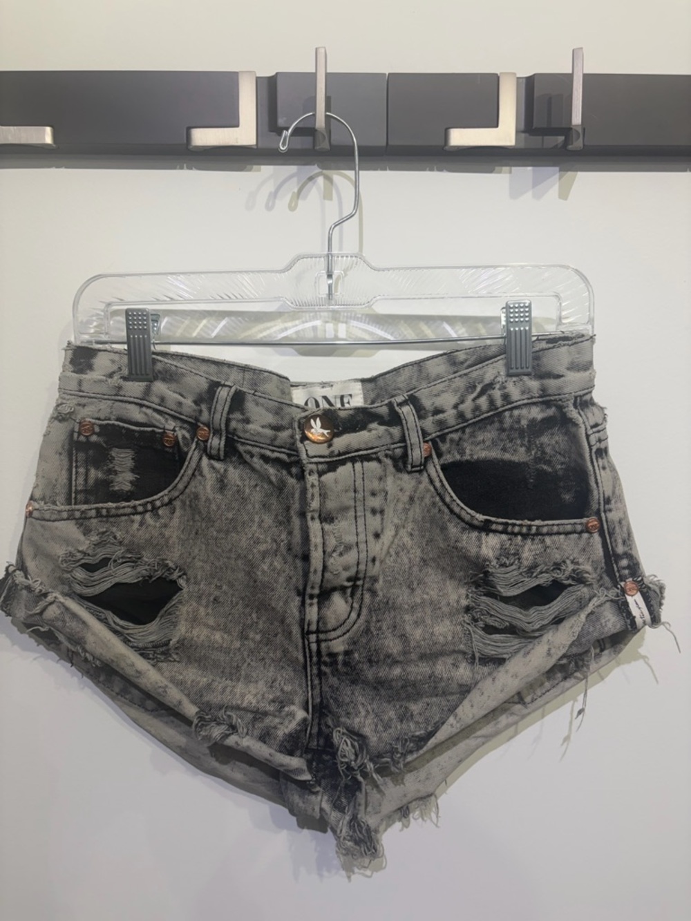 One Teaspoon Gray Acid-Wash Distressed Denim Shorts - Women